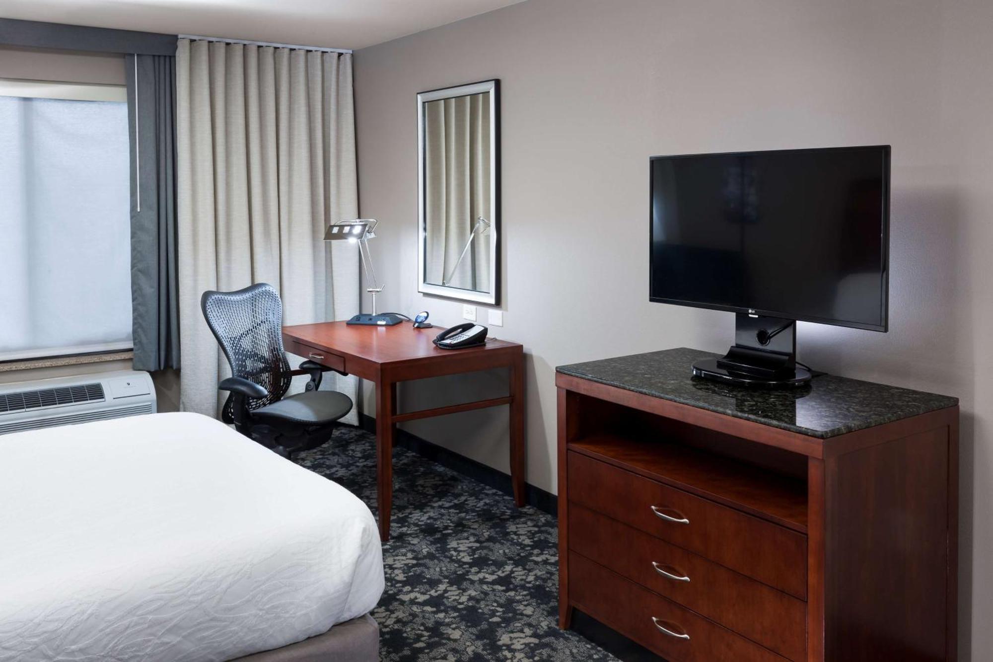 Hilton Garden Inn Austin North Экстерьер фото