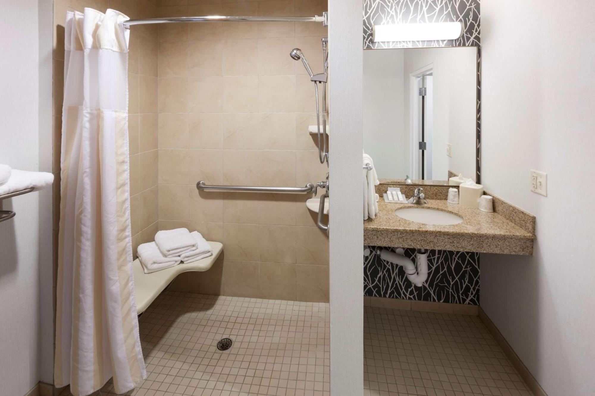 Hilton Garden Inn Austin North Экстерьер фото