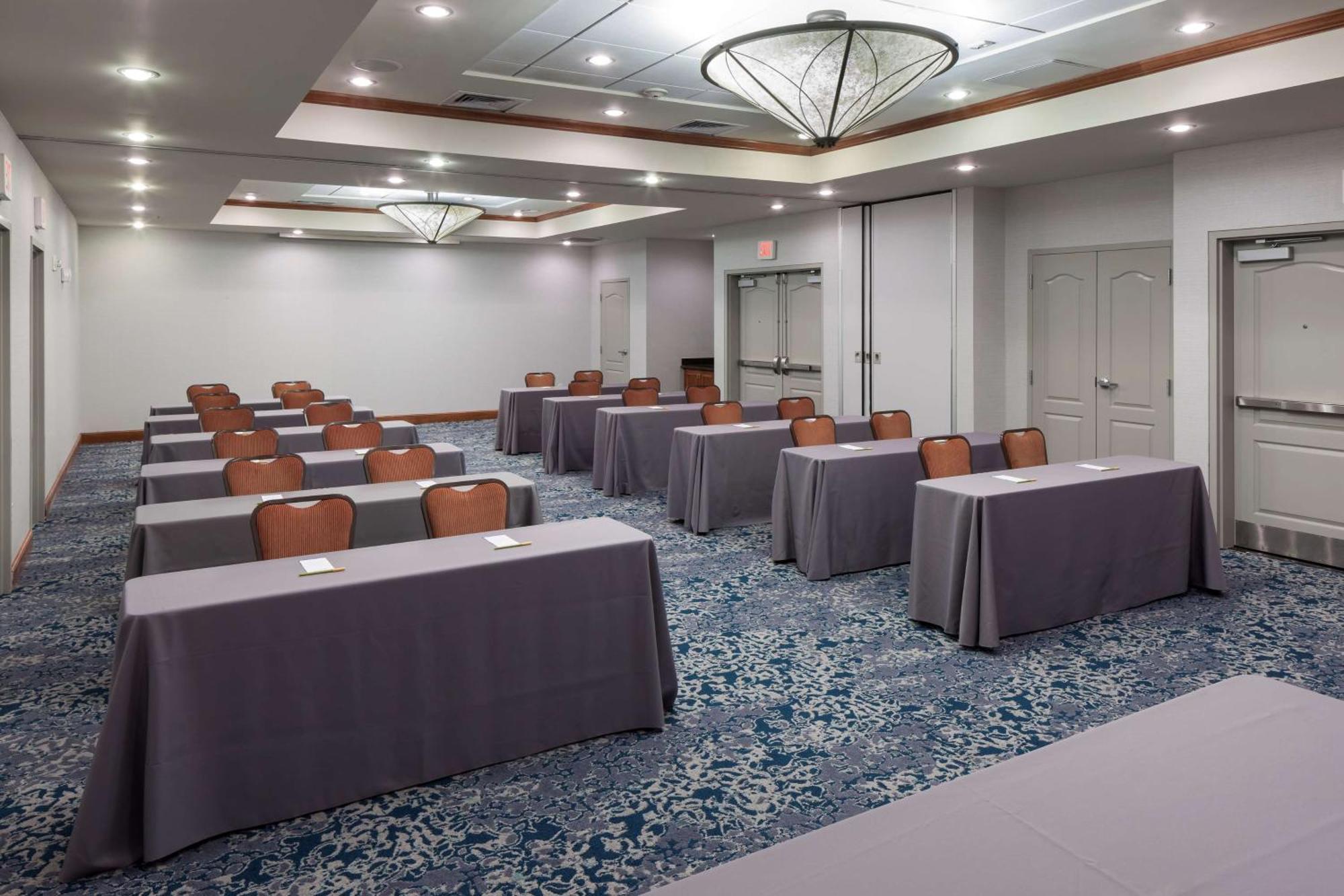 Hilton Garden Inn Austin North Экстерьер фото