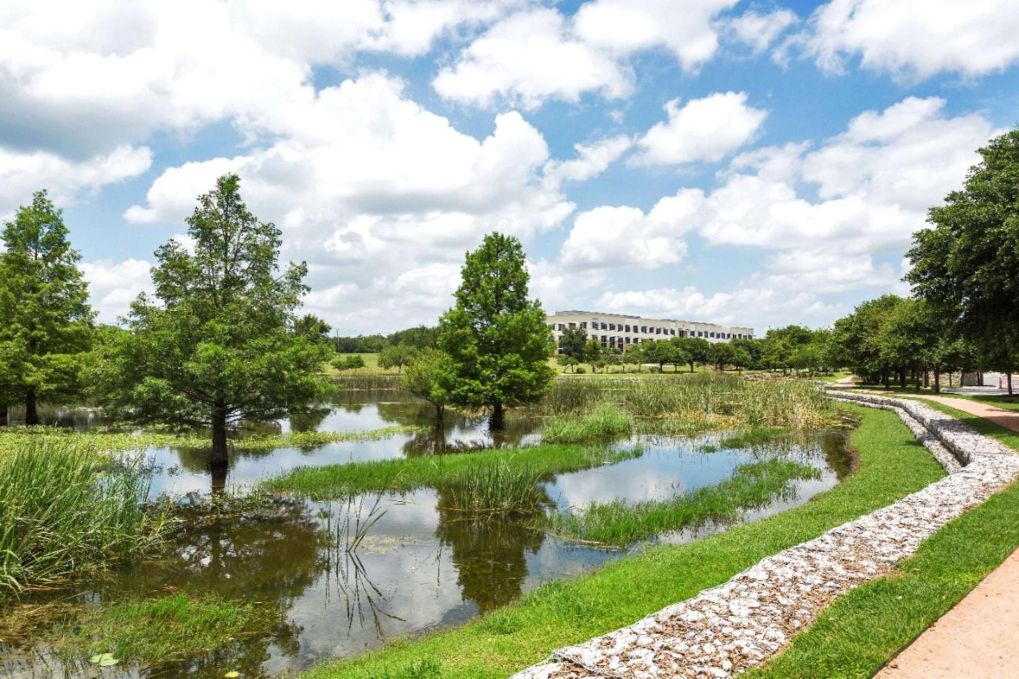 Hilton Garden Inn Austin North Экстерьер фото
